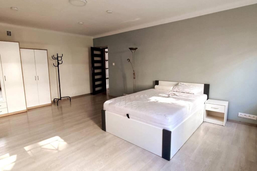 Two Room Apartment In A Prestigious Location Varsovia Exterior foto